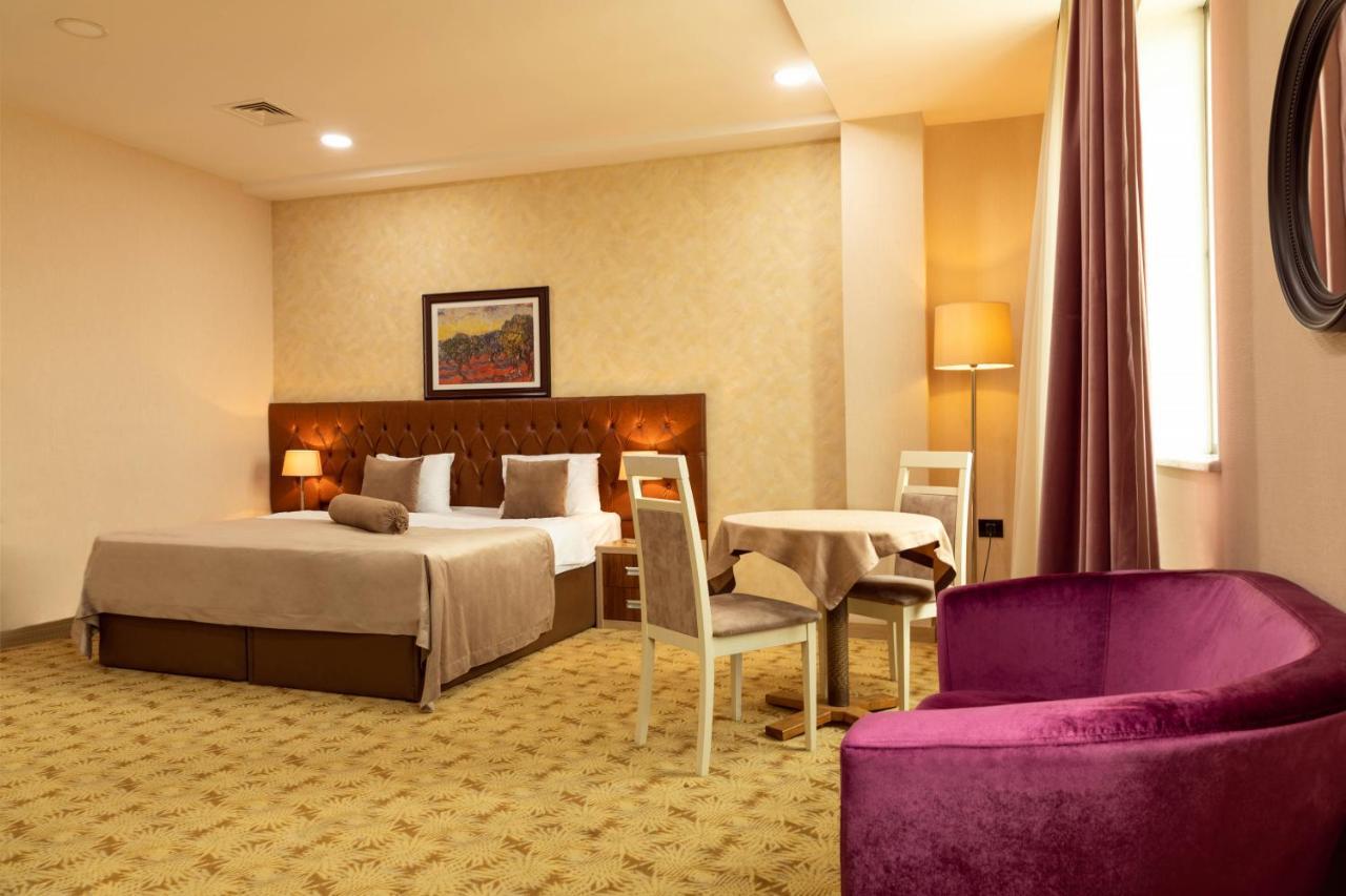 West Shine Hotel Baku Extérieur photo