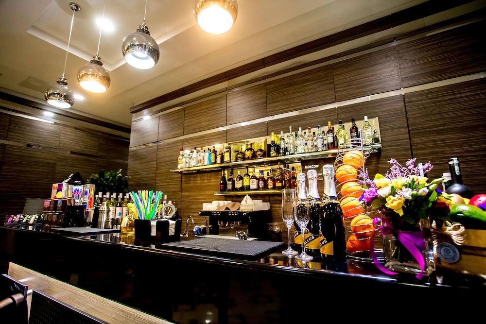 West Shine Hotel Baku Extérieur photo