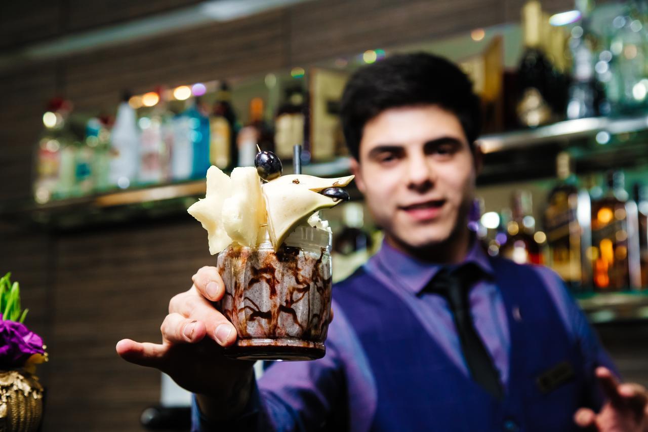 West Shine Hotel Baku Extérieur photo