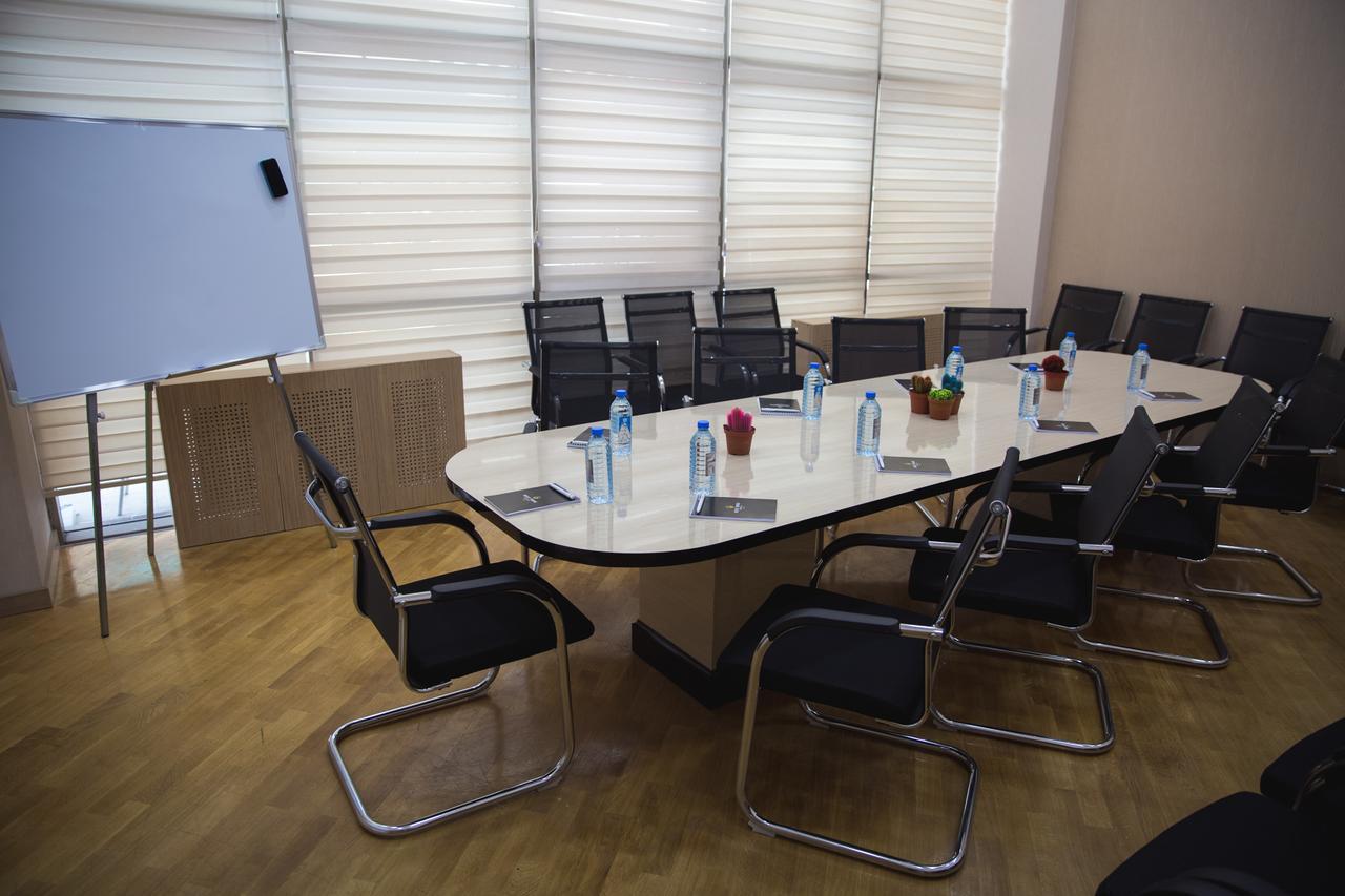 West Shine Hotel Baku Extérieur photo
